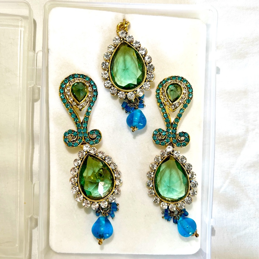 Indian Pakistani style earring tikka set with stones in blue color
